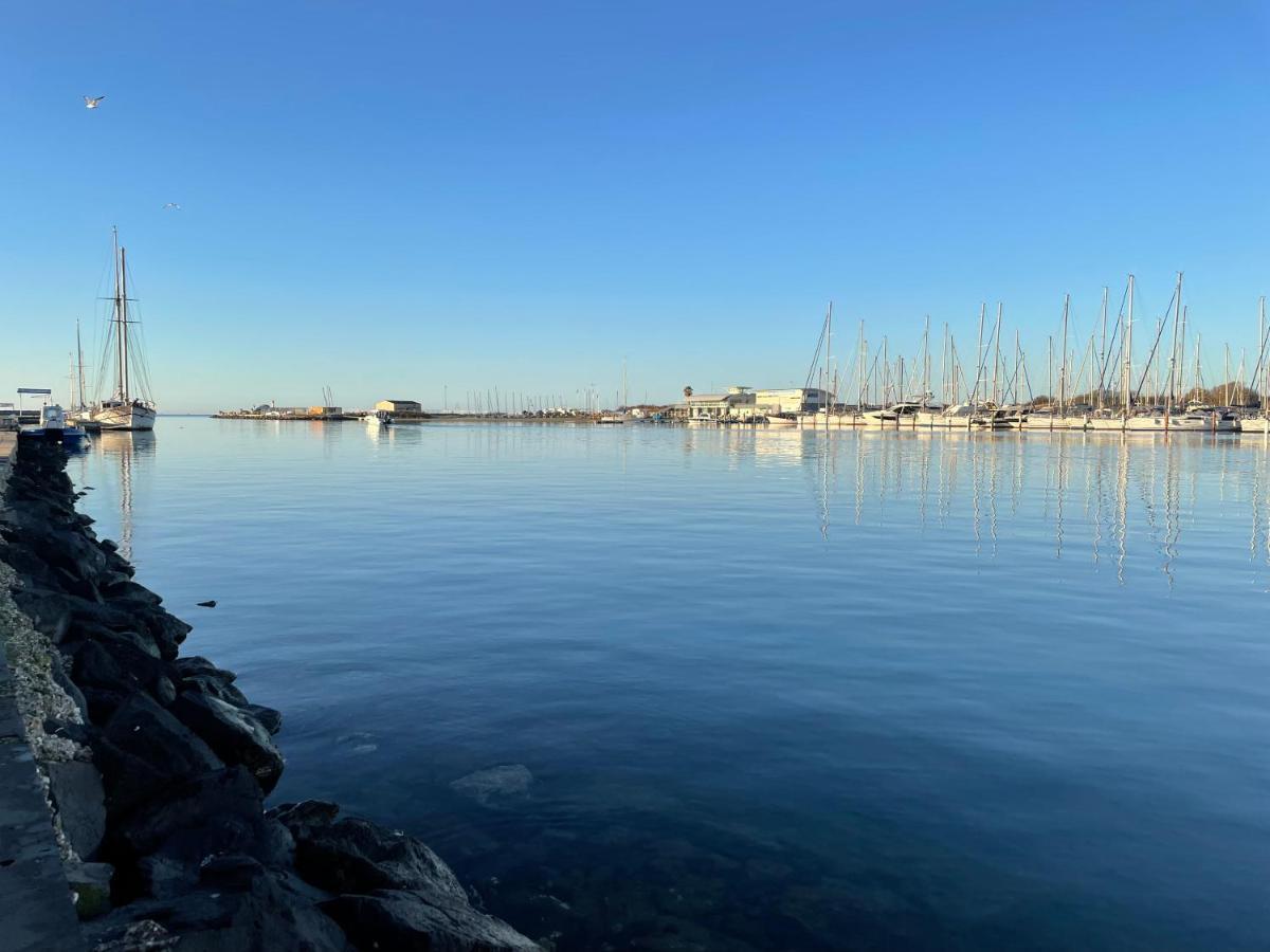 Studio - Les Pieds Dans L'Eau Agreable En Toutes Saisons 4 Couchages - Climatisation - Parking Prive - Piscine Sur Mer - Vue Magnifique Et Rare - Situation Optimum - Les Argonautes - Ile Des Pecheurs - Cap D'Агд Экстерьер фото