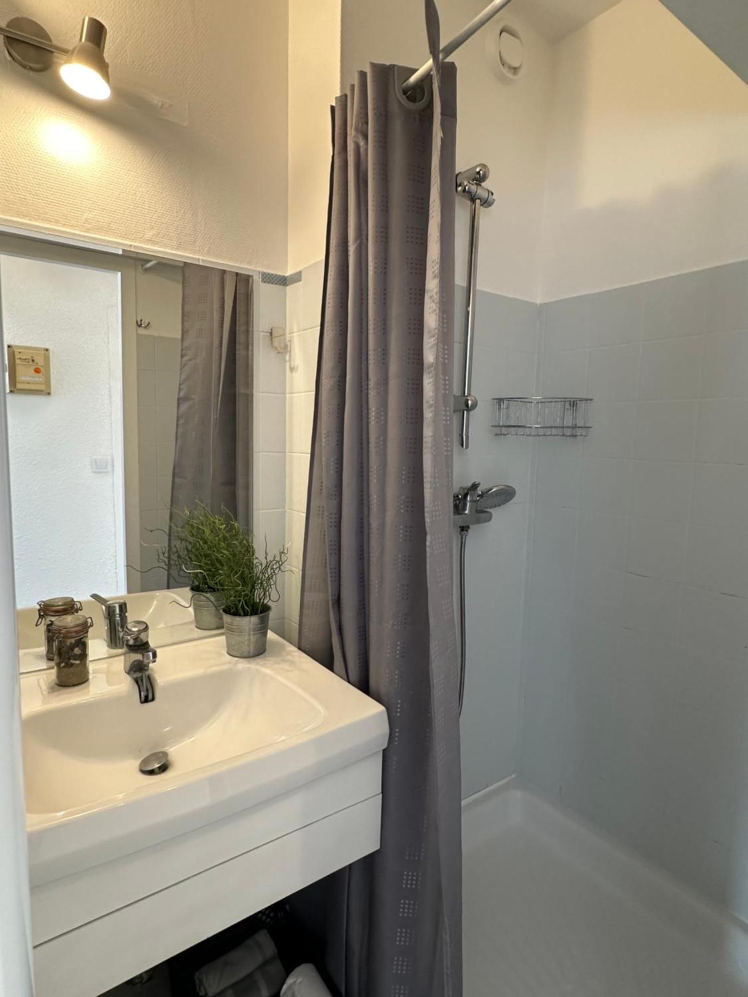 Studio - Les Pieds Dans L'Eau Agreable En Toutes Saisons 4 Couchages - Climatisation - Parking Prive - Piscine Sur Mer - Vue Magnifique Et Rare - Situation Optimum - Les Argonautes - Ile Des Pecheurs - Cap D'Агд Экстерьер фото